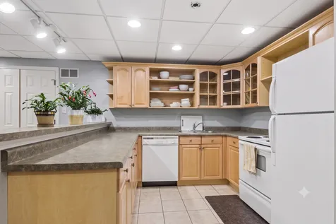 2207 Leverenz Road Naperville IL 60564