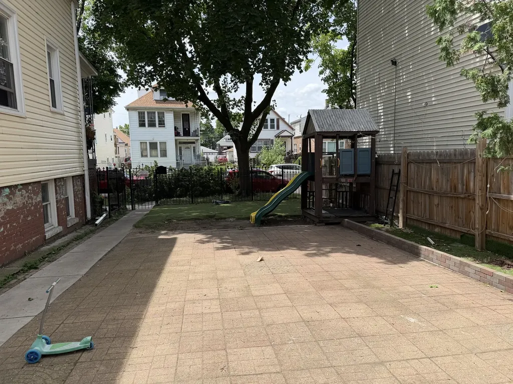 2109 North Lorel Avenue Chicago IL 60639