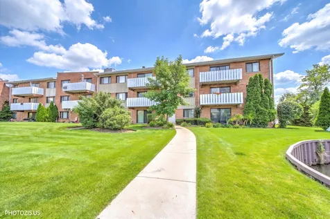 4000 Bayside Drive Palatine IL 60074
