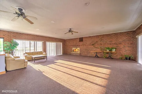 4000 Bayside Drive Palatine IL 60074