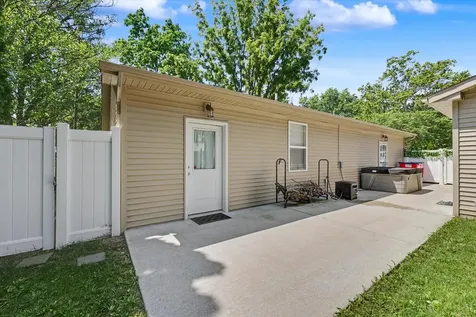 2014 Winchester Drive Champaign IL 61821