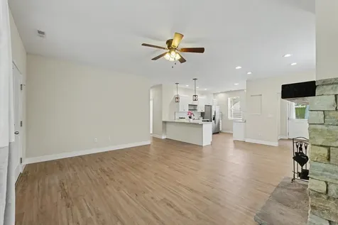 2014 Winchester Drive Champaign IL 61821