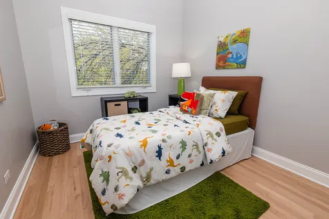 3056 North Paulina Street Chicago IL 60657