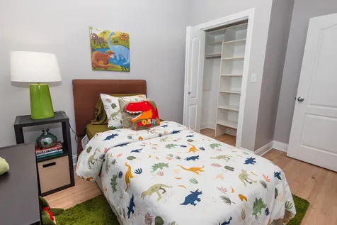 3056 North Paulina Street Chicago IL 60657