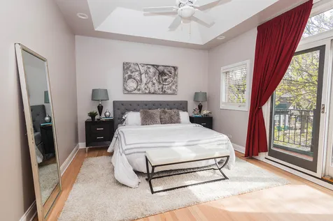3056 North Paulina Street Chicago IL 60657