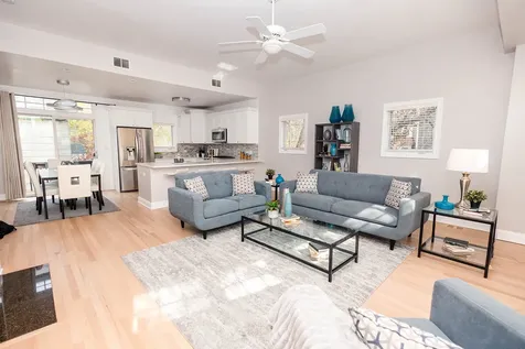 3056 North Paulina Street Chicago IL 60657