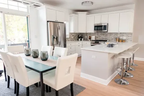 3056 North Paulina Street Chicago IL 60657