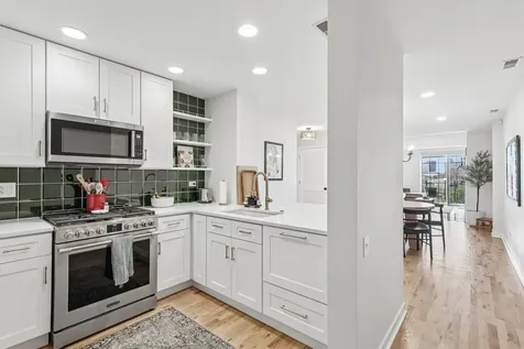 1515 North Wells Street Chicago IL 60610