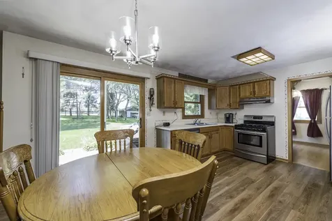 512 Cavin Avenue Winthrop Harbor IL 60096