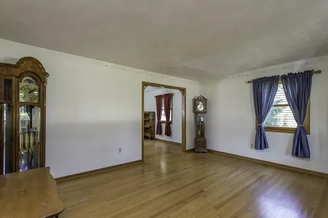 512 Cavin Avenue Winthrop Harbor IL 60096