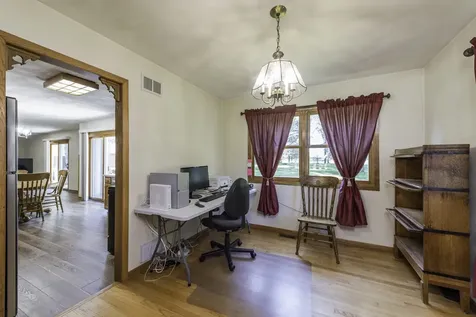 512 Cavin Avenue Winthrop Harbor IL 60096