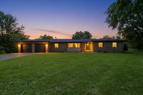 27637 Vista Lane Barrington IL 60010