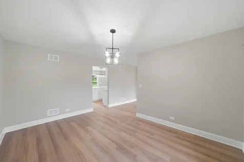 27637 Vista Lane Barrington IL 60010