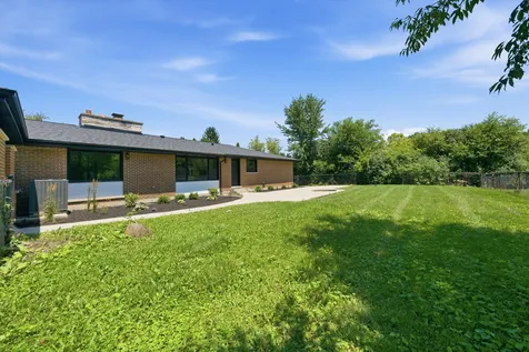 27637 Vista Lane Barrington IL 60010
