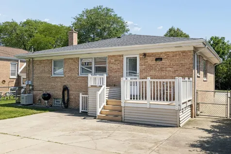 8614 West 26th Street North Riverside IL 60546