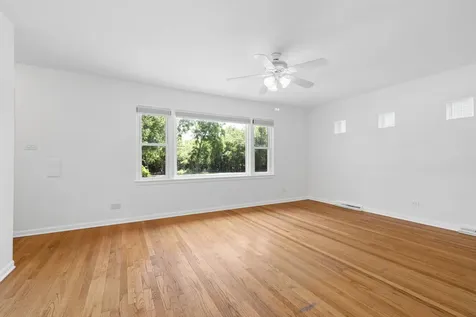 8614 West 26th Street North Riverside IL 60546