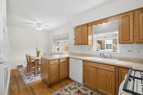 8614 West 26th Street North Riverside IL 60546