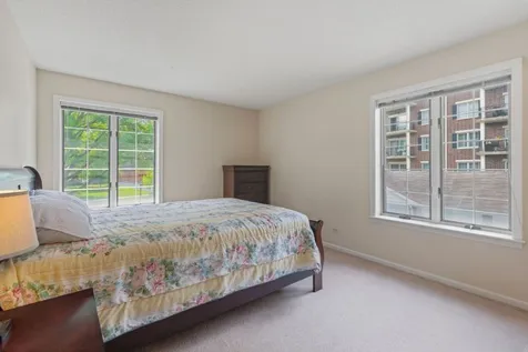 326 Park Avenue Clarendon Hills IL 60514