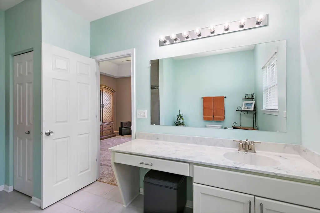 1859 Orchard Lane New Lenox IL 60451