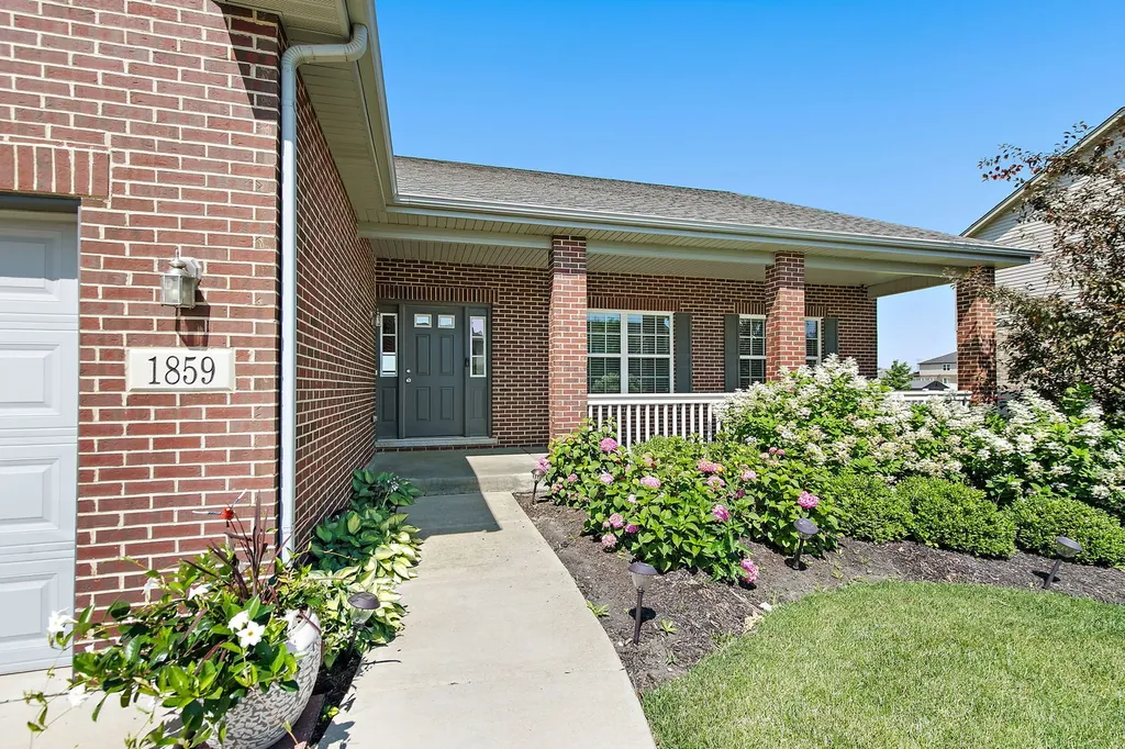 1859 Orchard Lane New Lenox IL 60451