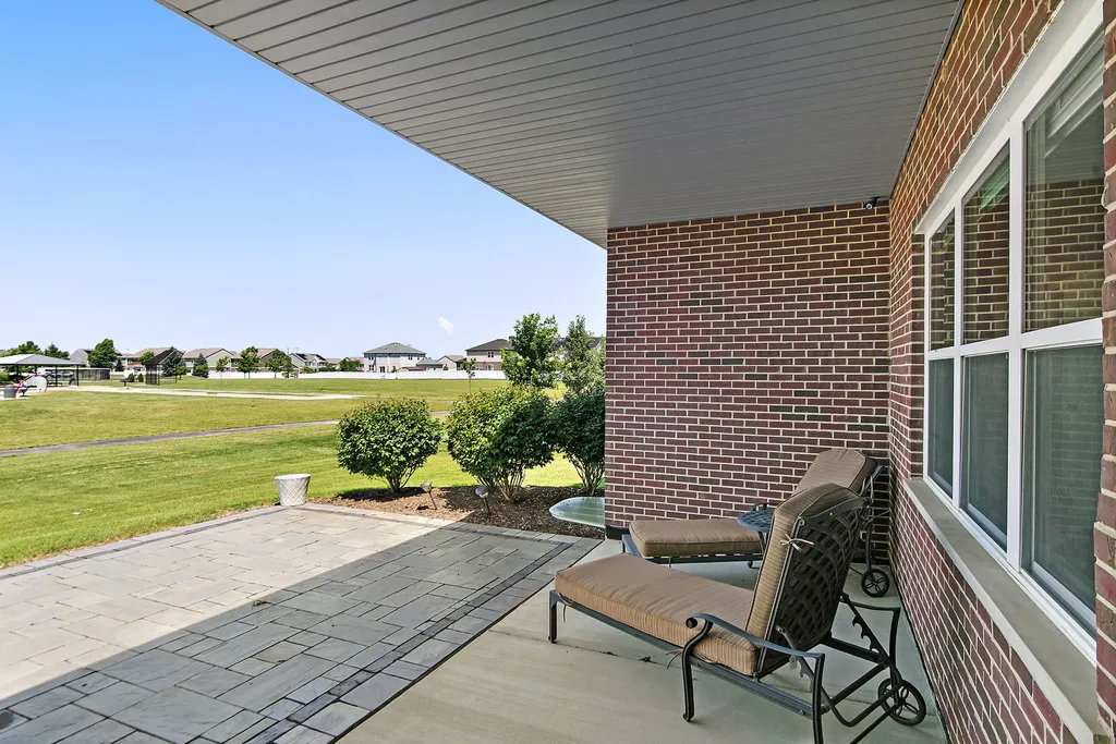1859 Orchard Lane New Lenox IL 60451