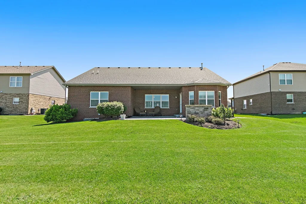 1859 Orchard Lane New Lenox IL 60451