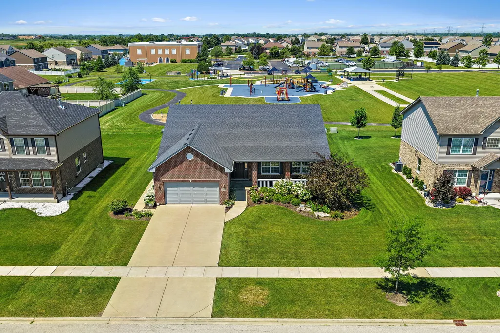 1859 Orchard Lane New Lenox IL 60451