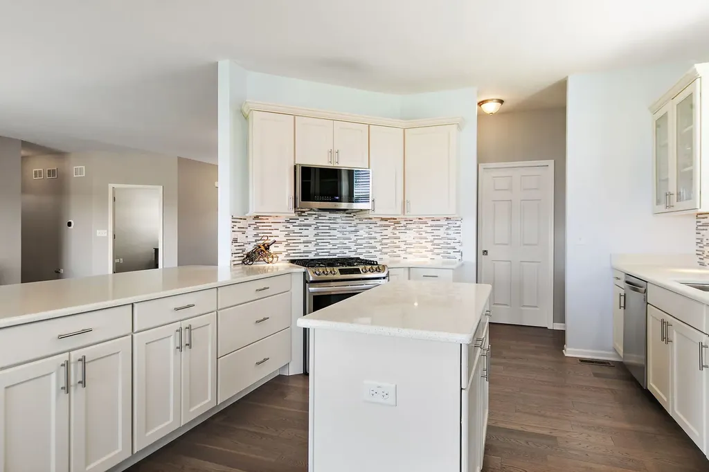 1859 Orchard Lane New Lenox IL 60451