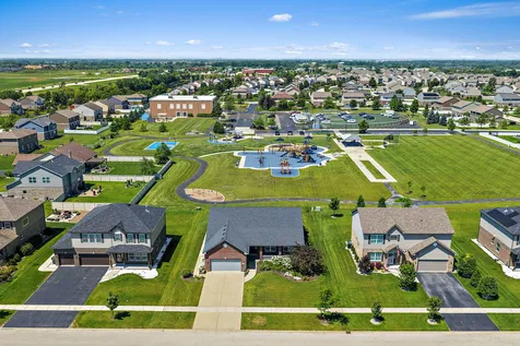1859 Orchard Lane New Lenox IL 60451