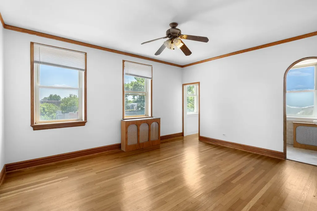 7370 South South Shore Drive Chicago IL 60649