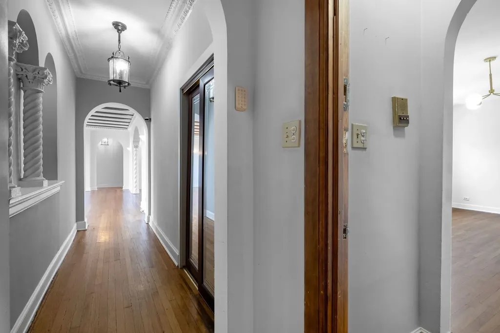 7370 South South Shore Drive Chicago IL 60649