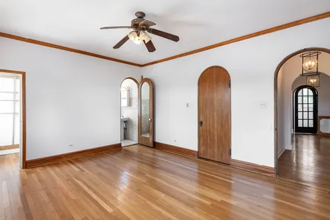 7370 South South Shore Drive Chicago IL 60649