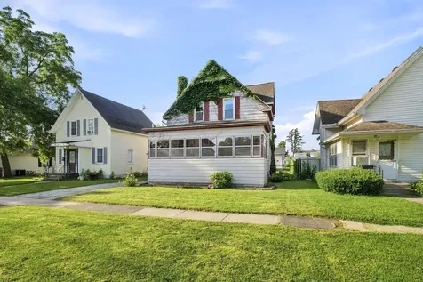 111 West Delaware Street Dwight IL 60420