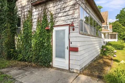111 West Delaware Street Dwight IL 60420