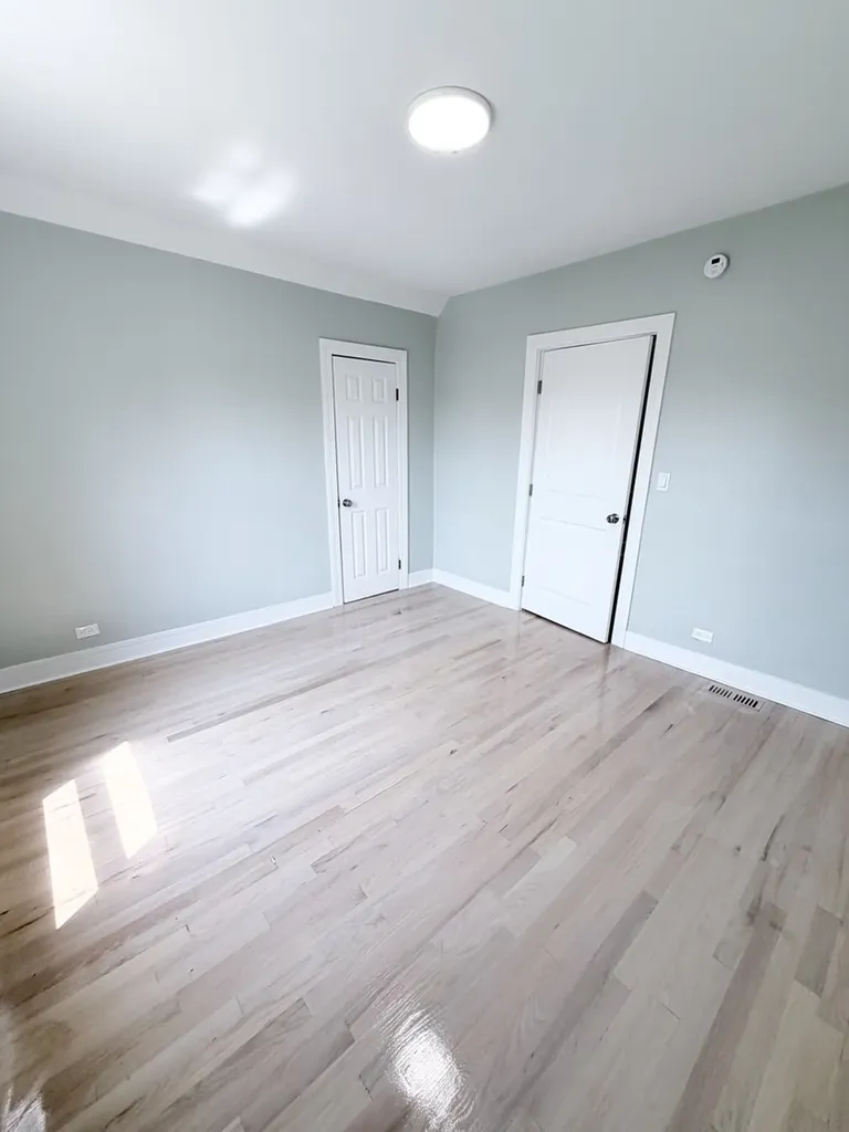 4155 West Arthington Street Chicago IL 60624