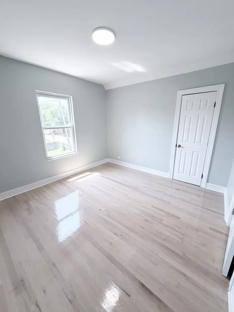 4155 West Arthington Street Chicago IL 60624