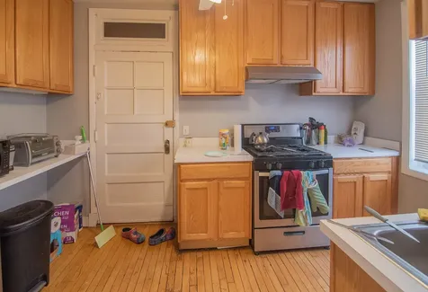 7648 North Greenview Avenue Chicago IL 60626