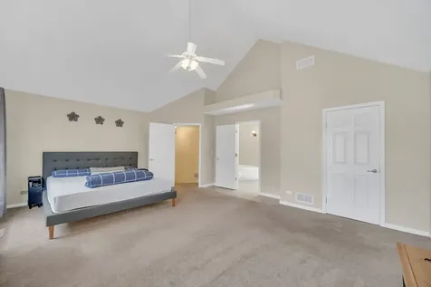 206 Albert Drive Vernon Hills IL 60061