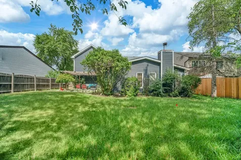 206 Albert Drive Vernon Hills IL 60061
