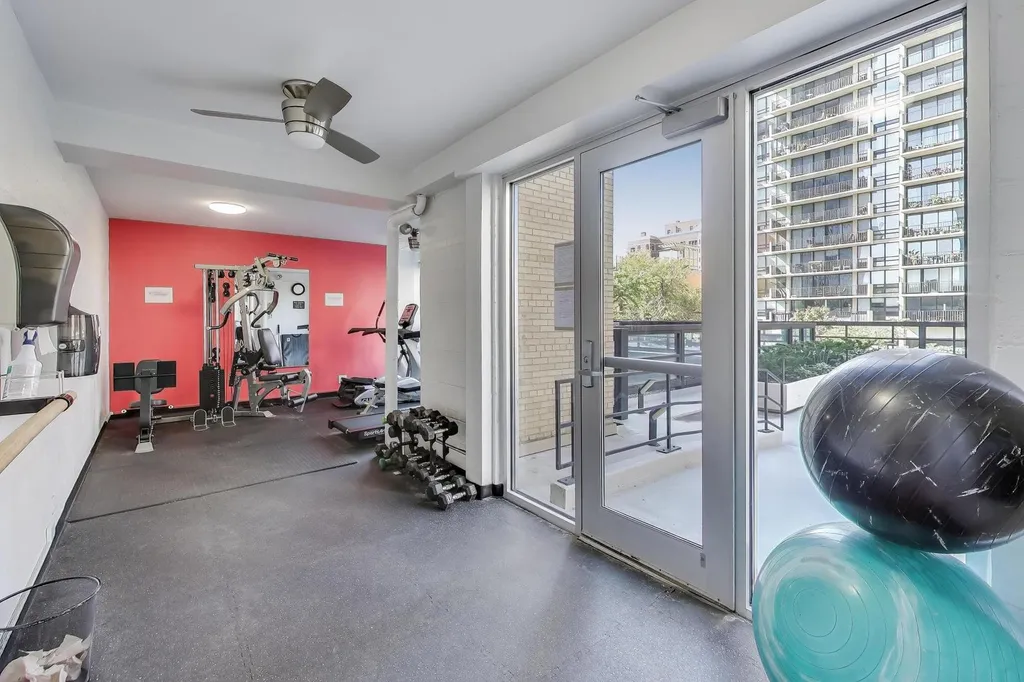 3180 North Lake Shore Drive Chicago IL 60657
