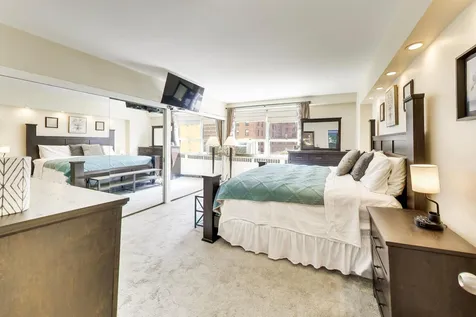 3180 North Lake Shore Drive Chicago IL 60657