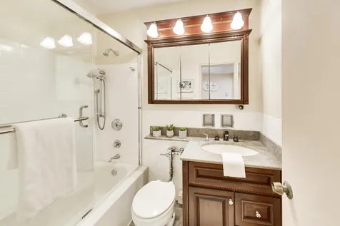 3180 North Lake Shore Drive Chicago IL 60657