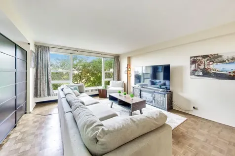 3180 North Lake Shore Drive Chicago IL 60657