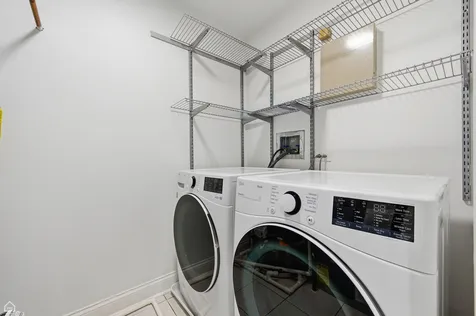 4705 South Champlain Avenue Chicago IL 60615