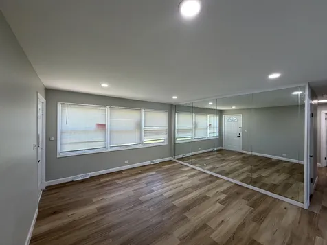 3120 Wilshire Avenue Markham IL 60428