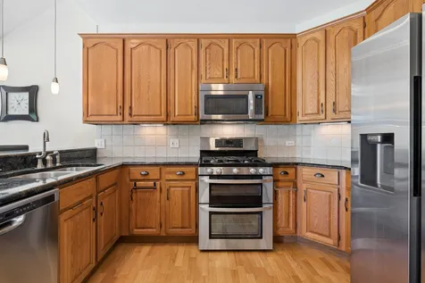 6N731 Willowbrook Drive St. Charles IL 60175