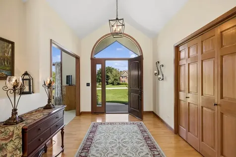 6N731 Willowbrook Drive St. Charles IL 60175