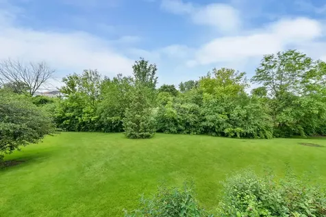 1126 Peregrine Parkway Bartlett IL 60103