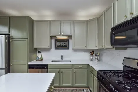 1126 Peregrine Parkway Bartlett IL 60103
