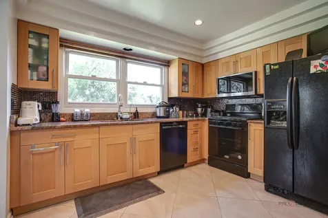 410 Lamont Terrace Buffalo Grove IL 60089